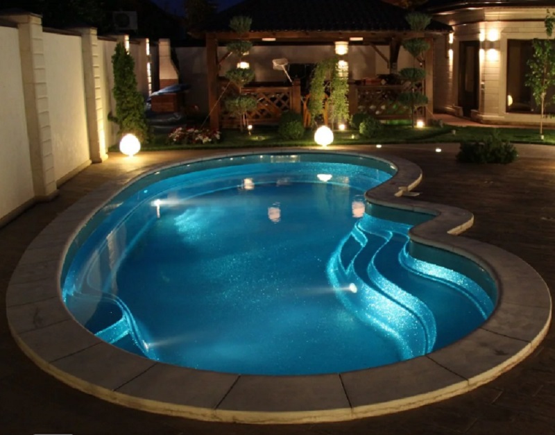 Освещение бассейна