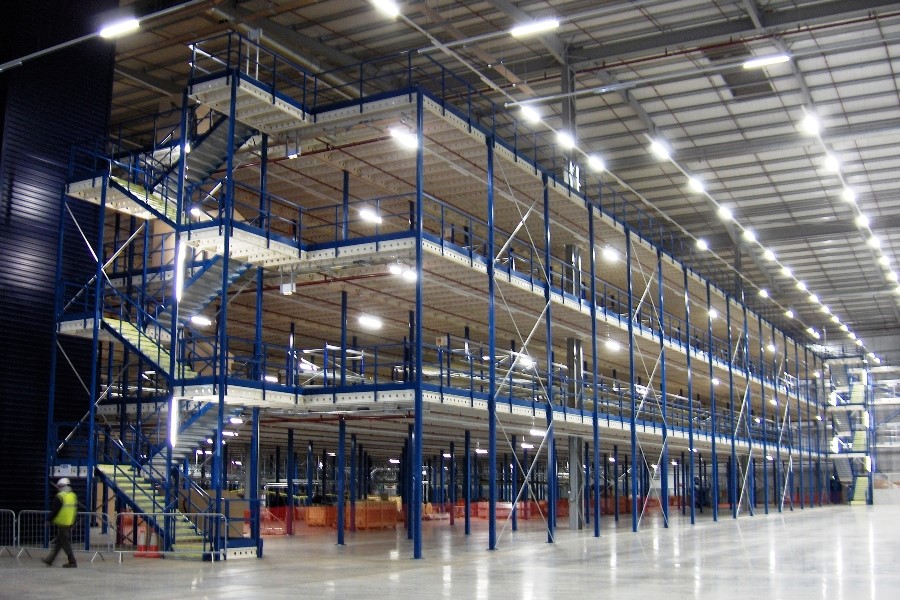 Освещение склада