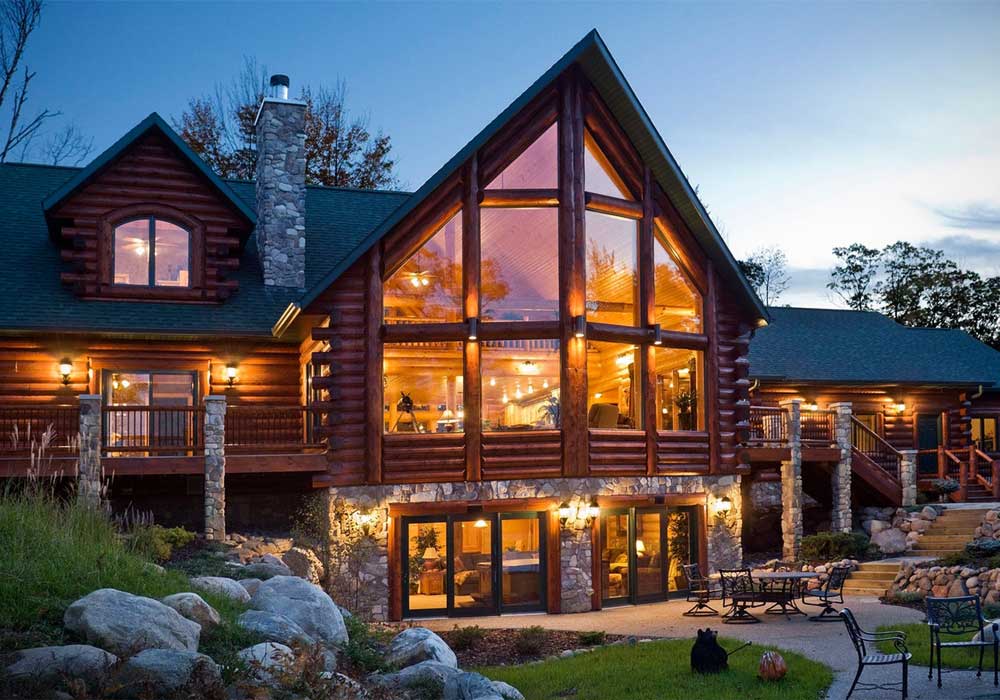 Подсветка фасада загородного дома