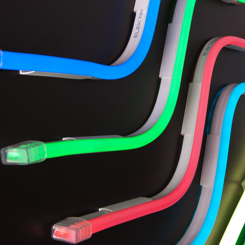 Фигурная установка гибкого неона