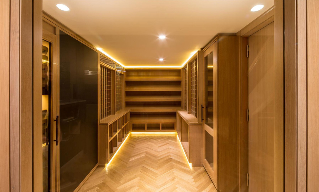 Освещение гардероба Освещение гардероба