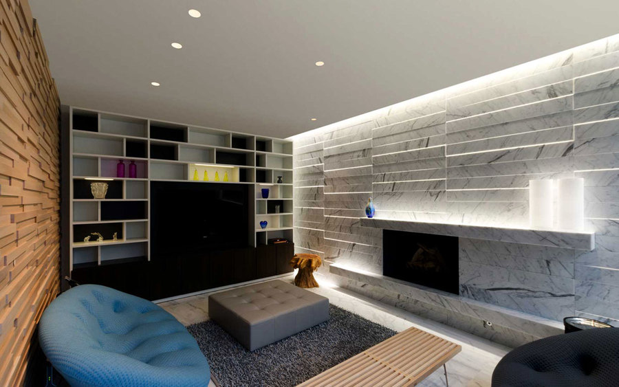 Направленный свет на стене