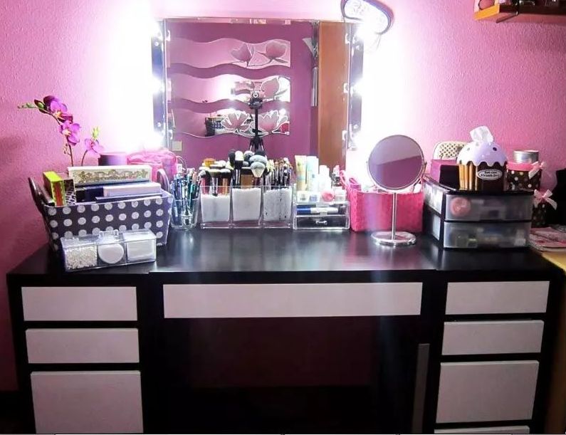 Освещение для туалетного столика Освещение для туалетного столика