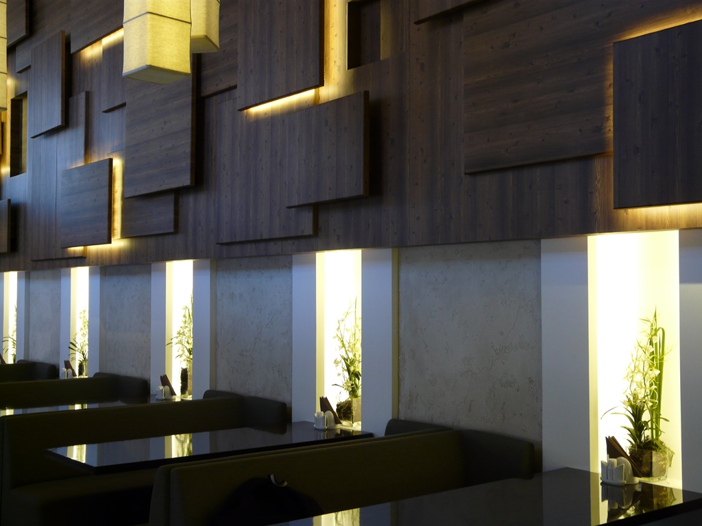 Декоративное освещение ресторана