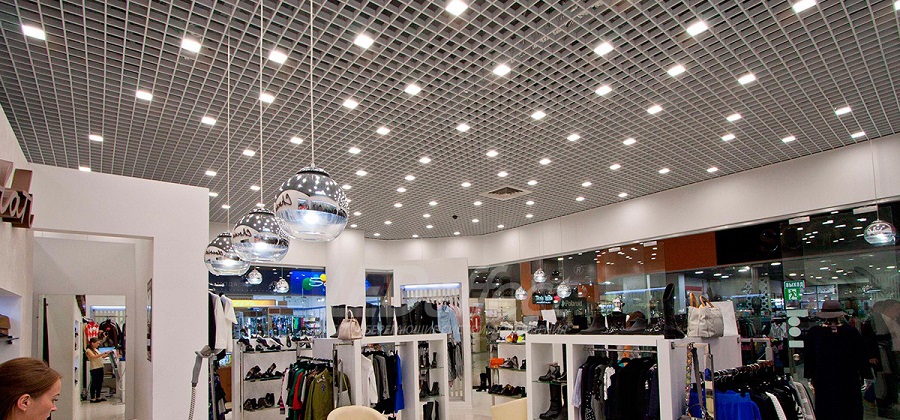 Подвесные светильники на потолке Грильято Подвесные светильники на потолке Грильято