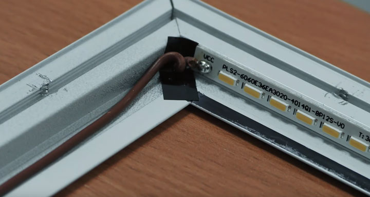 Светодиодные линейки в панели Светодиодные линейки в панели