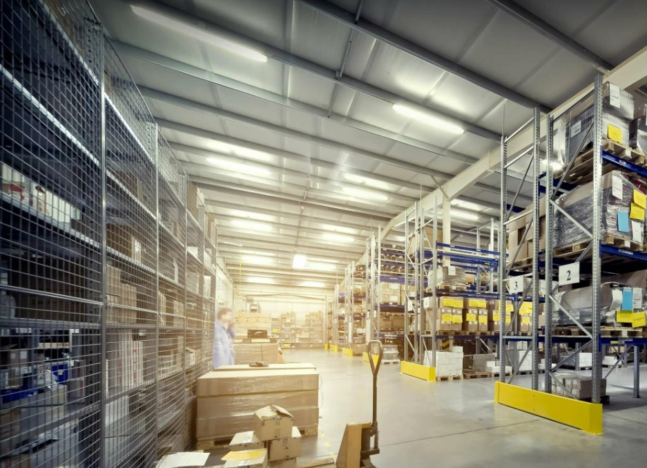 Светильники ЛСП для склада 