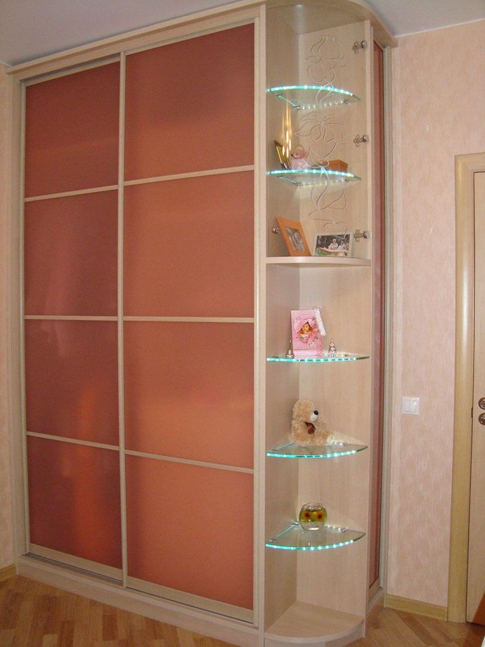 Подсветка полок шкафа