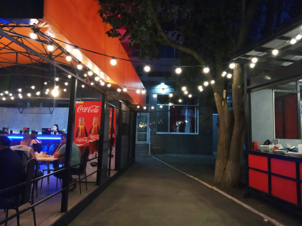 Белт-лайт между столбами.jpg