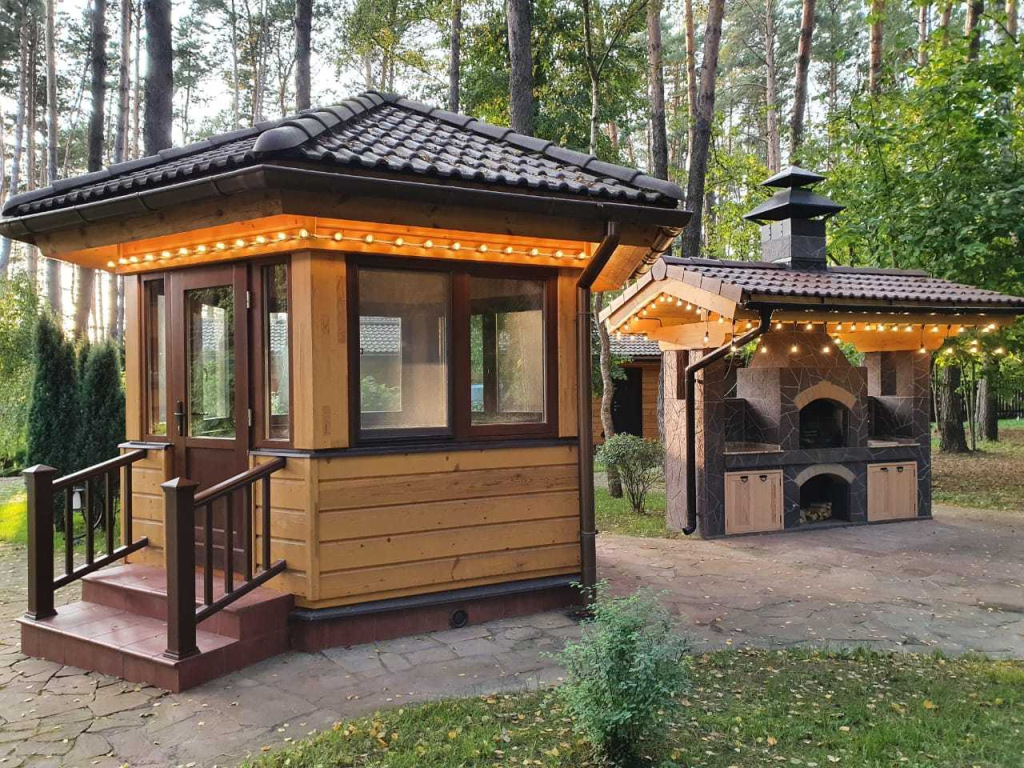 Украшение беседки гирляндой белт-лайт.jpg