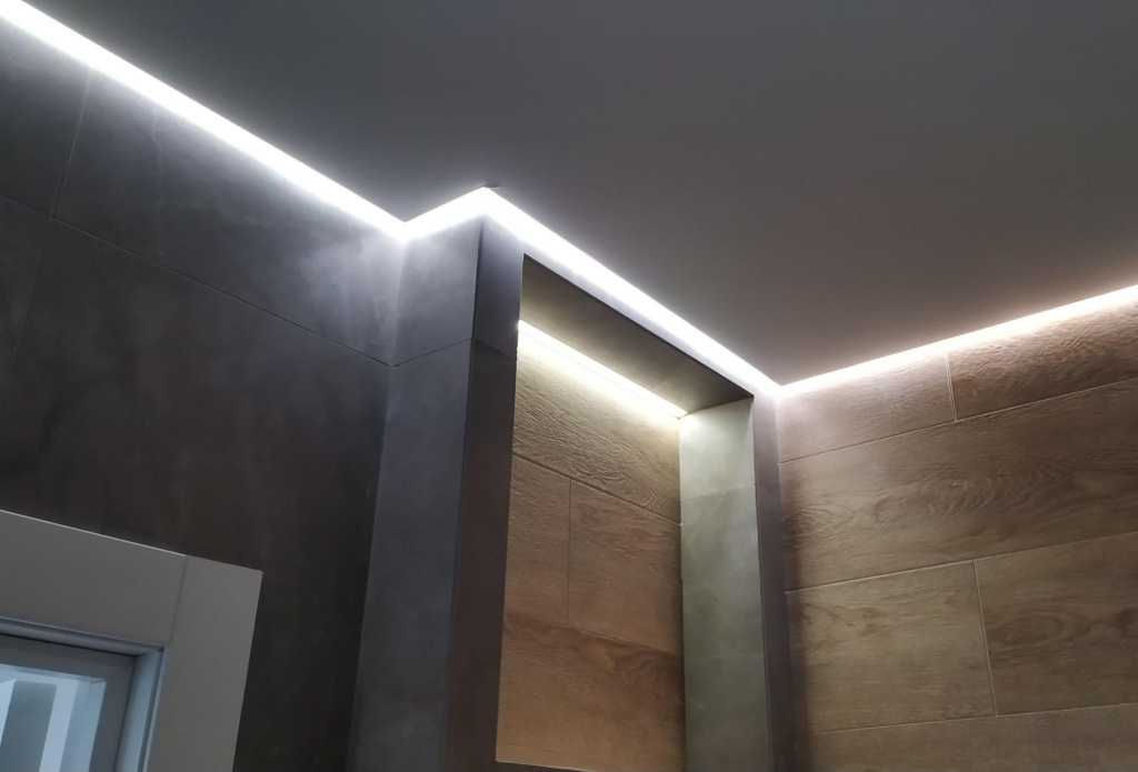 Теневой натяжной потолок