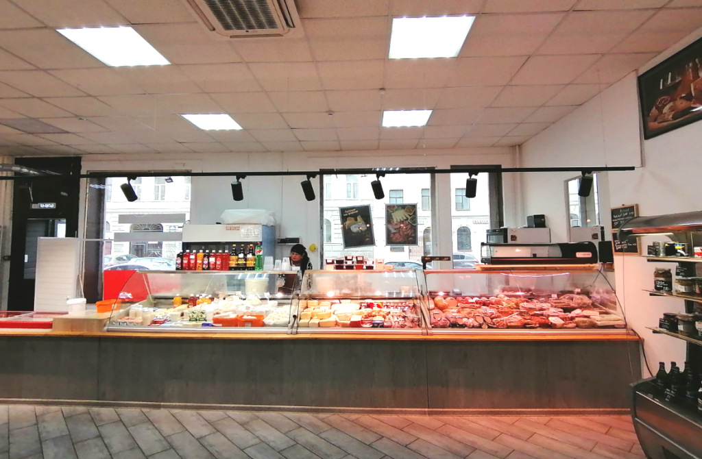 Освещение в мясном отделе